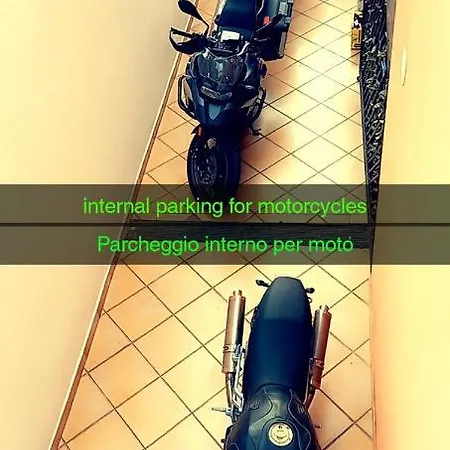 招待所 Zia Mia 4*