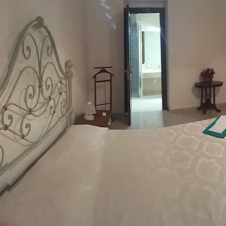 Zia Mia بيت ضيافة أولبيا